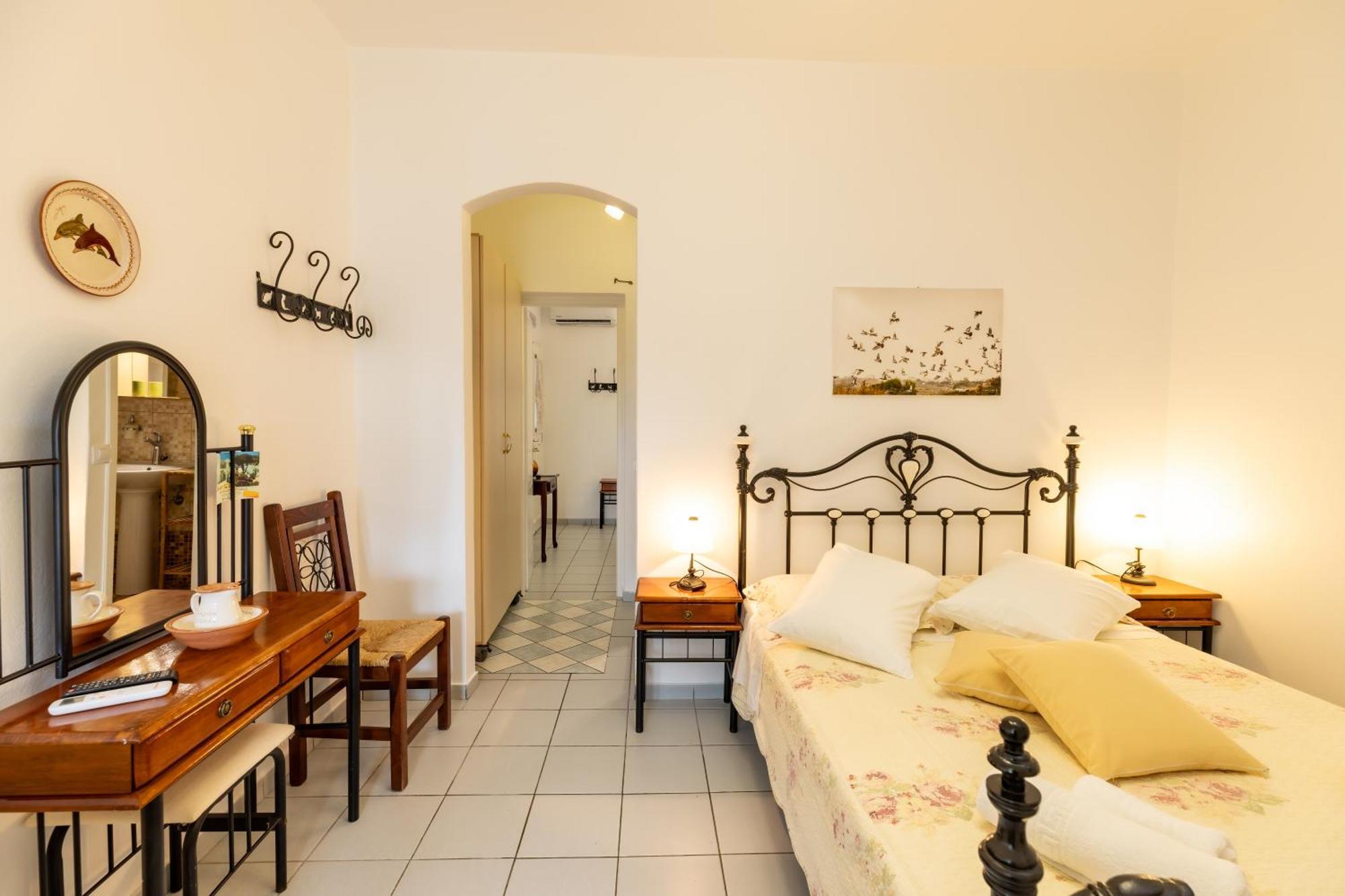 Platis Gialos  Pension Ageliki Sifnos מראה חיצוני תמונה