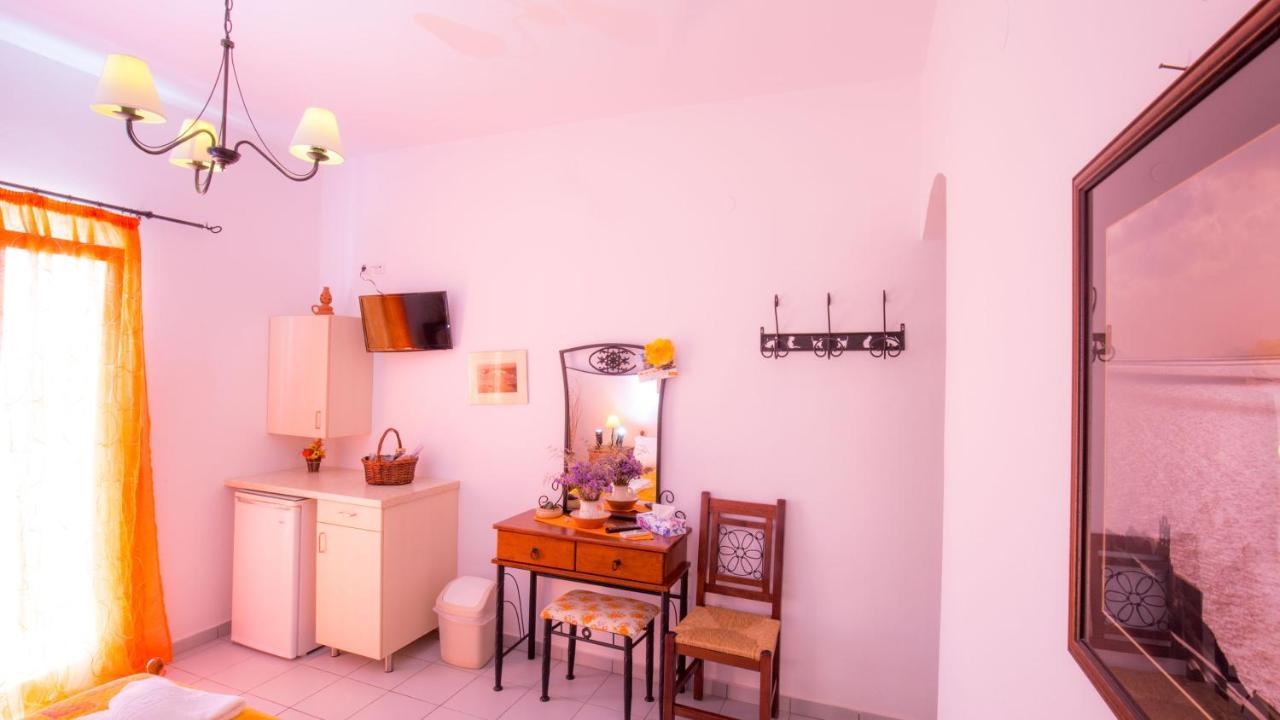 Platis Gialos  Pension Ageliki Sifnos מראה חיצוני תמונה