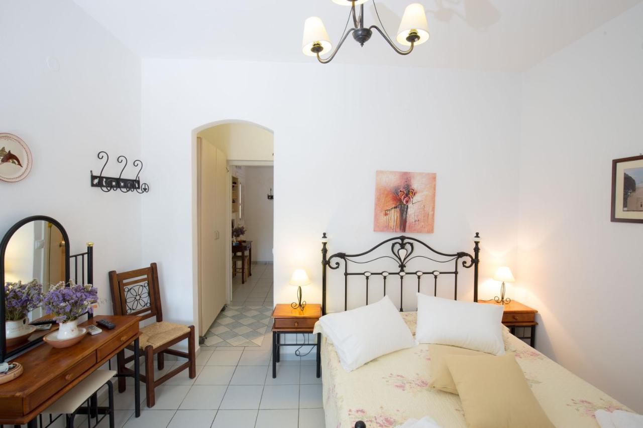 Platis Gialos  Pension Ageliki Sifnos מראה חיצוני תמונה