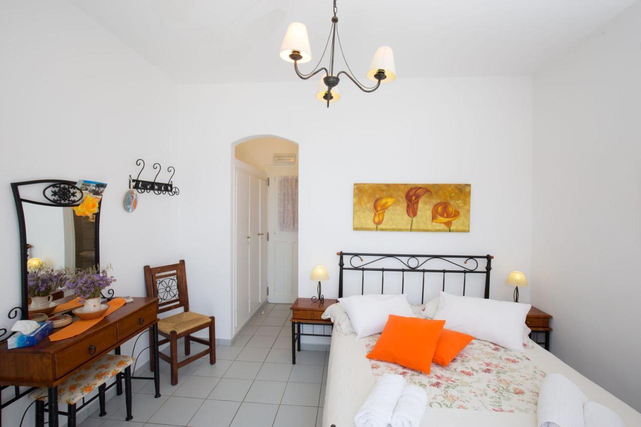Platis Gialos  Pension Ageliki Sifnos מראה חיצוני תמונה